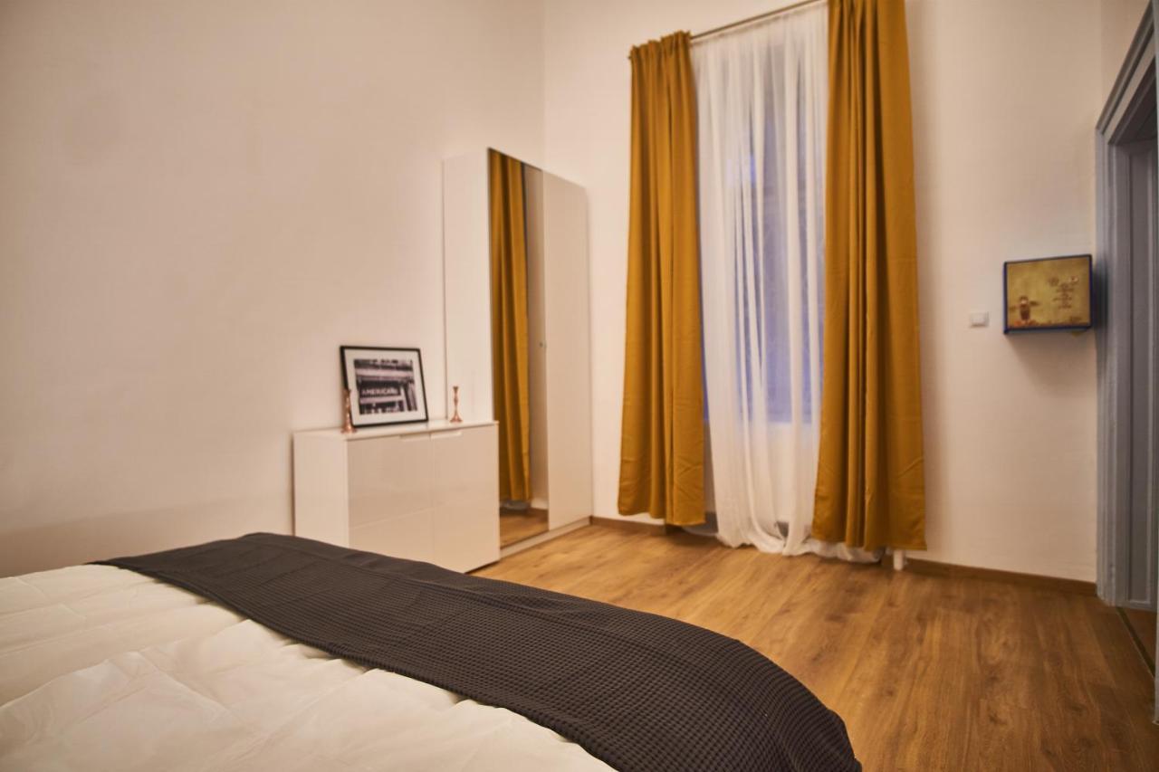 D20 Apartman | Budapest Exterior photo